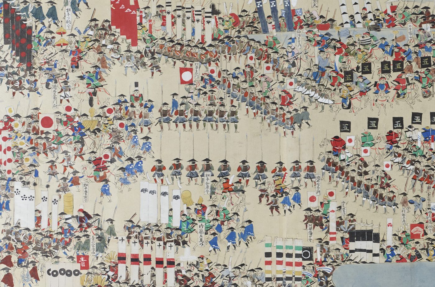 旗やのぼりを立てた、たくさんの武士や馬の行列が、画面いっぱいにえがかれた合戦の絵